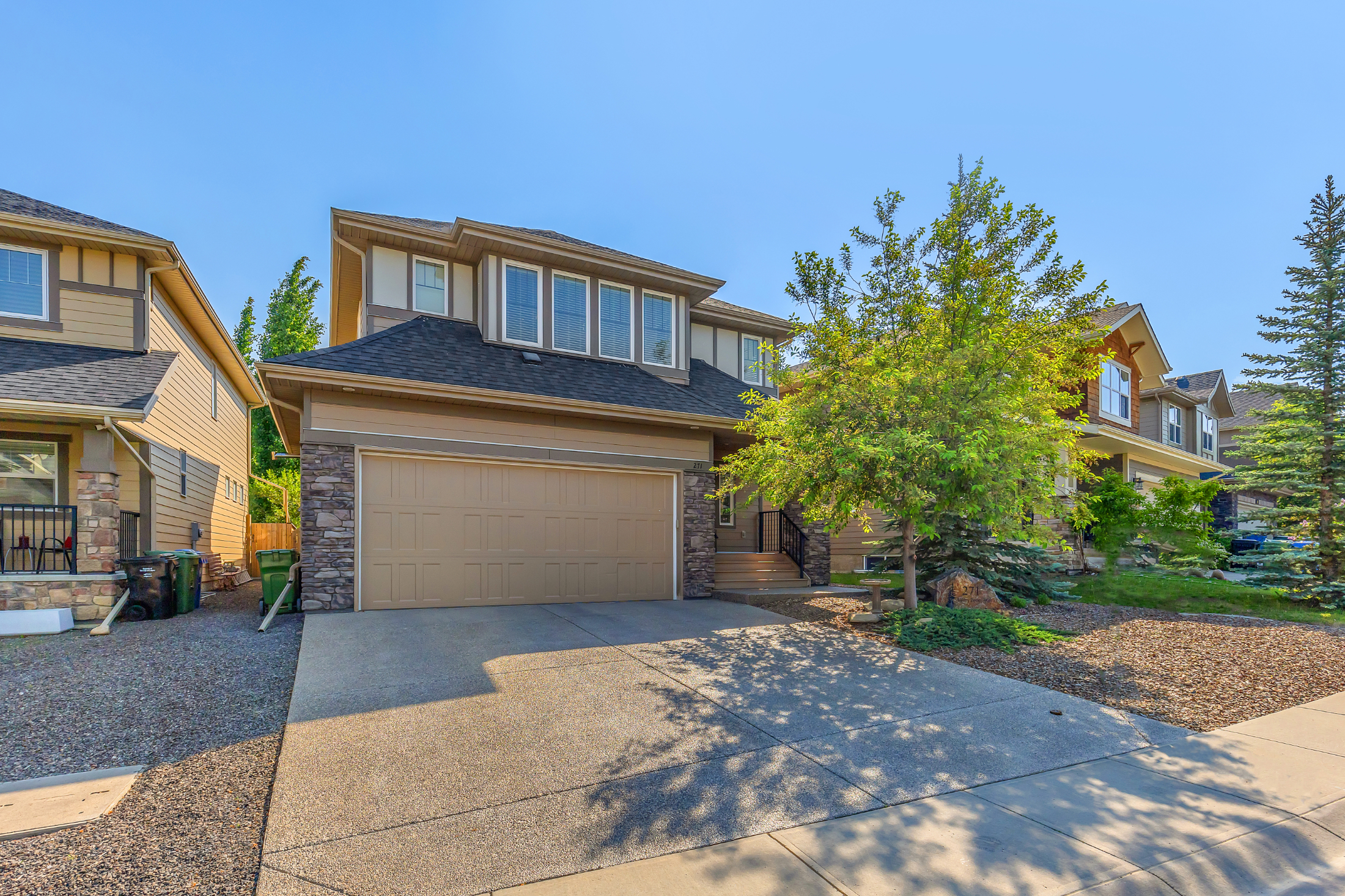 I just sold this home at 271 Valley Pointe Way NW